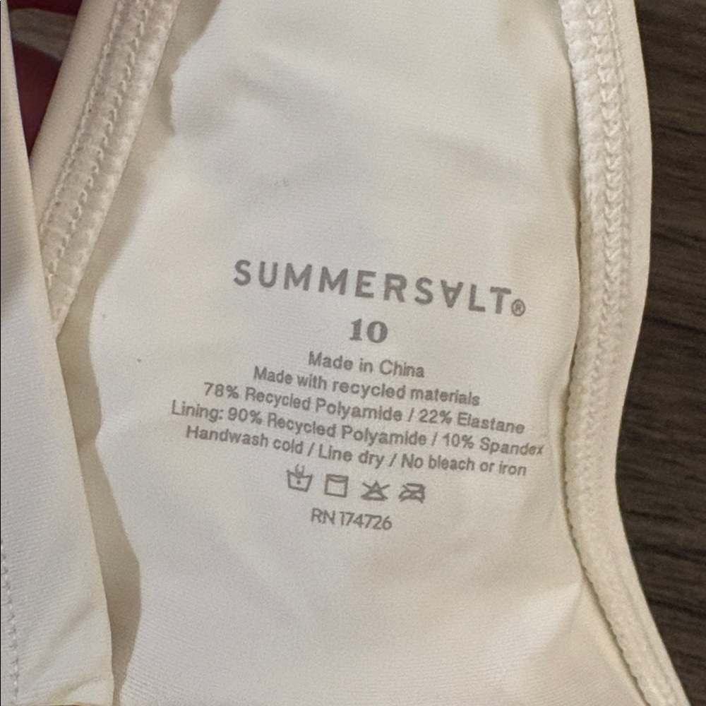 NWT [Summersalt] Plunge Bikini Swimsuit Top in White Sand Women’s Multiple Sizes - Picture 12 of 13
